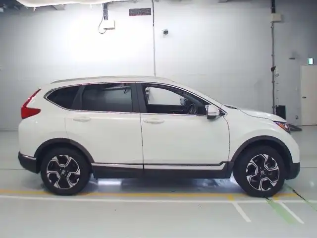 Honda C-RV EX With Sunroof 2018 White
