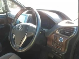 Toyota Esquire GI Premium 2020 Black