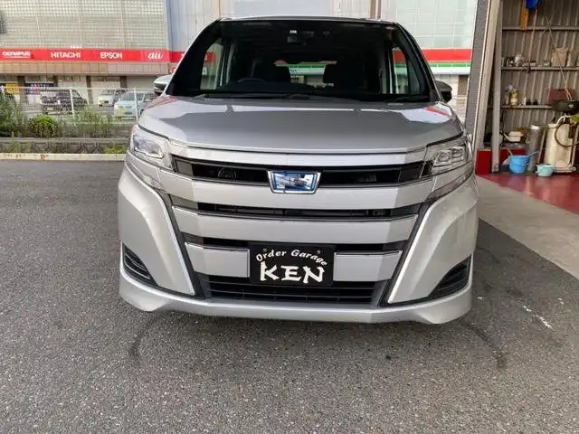 Toyota Noah X 2018 Silver New Shape