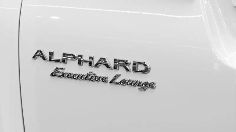 Toyota Alphard Executive Lounge