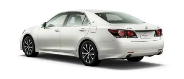 Toyota Crown Athlete Back Picture