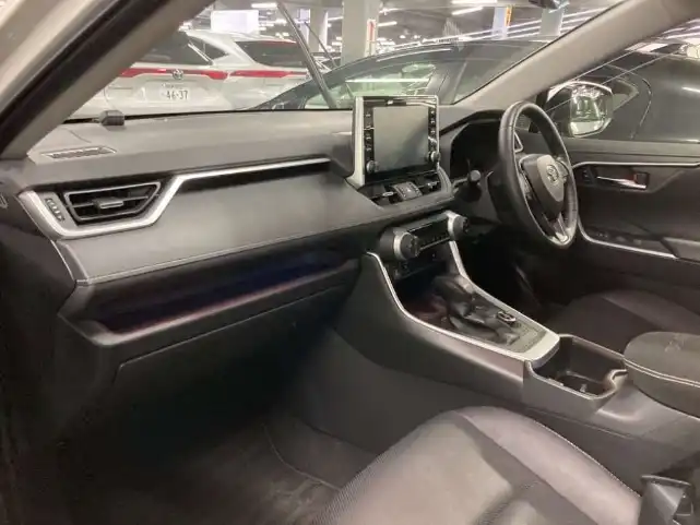 Toyota Rav 4 G 2020 Interior Picture-7-cartheoryBD
