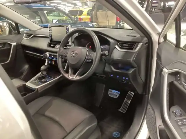 Toyota Rav 4 G 2020 Interior Picture-9-cartheoryBD