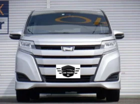 TOYOTA NOAH X HYBRID 2019