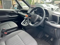 2022 TOYOTA VOXY S-G Hybrid