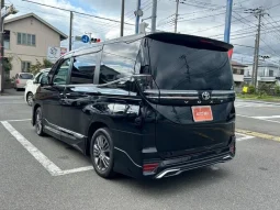 2022 TOYOTA VOXY S-G Hybrid