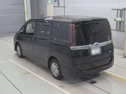 TOYOTA NOAH X HYBRID 2020