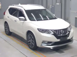 NISSAN X-TRAIL HYBRID 2019