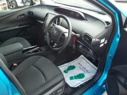 Toyota Prius A Touring Selection 2021 Blue