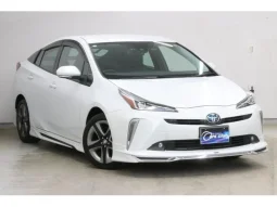 Toyota Prius A Touring Selection 2020 Hybrid Pearl White