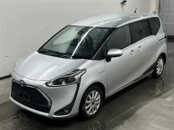 2020 TOYOTA SIENTA G HYBRID