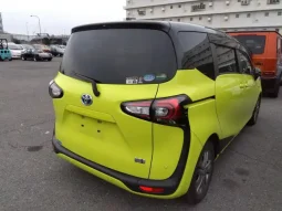 2020 TOYOTA SIENTA GKERO HYBRID
