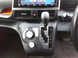 2020 TOYOTA SIENTA GKERO HYBRID