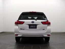 Toyota Corolla Fielder EX 2021 White Hybrid