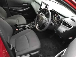 Toyota Corolla Touring Hybrid S 2021 Red