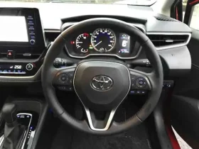 Toyota Corolla Touring Hybrid S 2020 Red