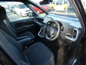 Toyota Noah S-G 2022 Black Non Hybrid