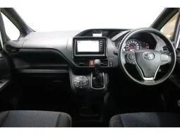 Toyota Noah X 2020 Silver Hybrid