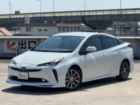 Toyota Prius S 2020 Hybrid Pearl White