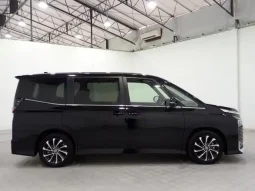 Toyota Voxy 2024 S-Z Hybrid Black