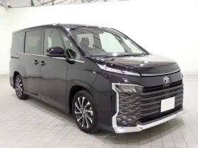 Toyota Voxy 2024 S-Z Hybrid Black