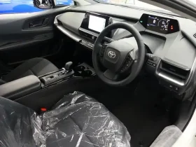 Toyota Prius 2023 X Hybrid White