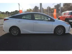 Toyota Prius S Touring Selection 2021 White Hybrid