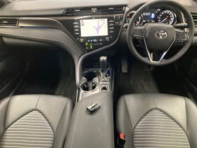 Toyota Camry 2020 Hybrid WS Leather Pearl White