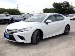 Toyota Camry 2021 Hybrid WS Leather Pearl White