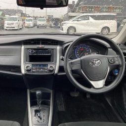 Toyota Corolla Fielder 2020 Ex package white color