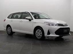 Toyota Corolla Fielder EX 2022 White Hybrid