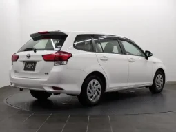 Toyota Corolla Fielder EX 2022 White Hybrid