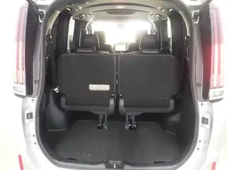 Toyota Esquire 2020 Hybrid Gi Silver