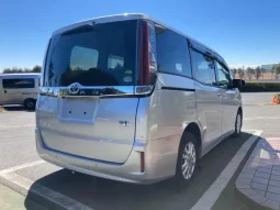 Toyota Noah 2020 Hybrid X package Silver Color