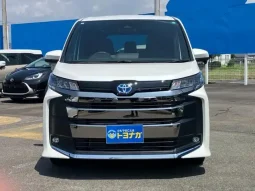 Toyota Noah S-Z 2024 White Hybrid