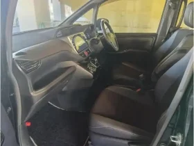 Toyota Noah SI 2021 Black Hybrid