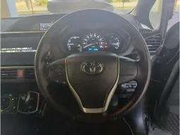 Toyota Noah SI 2021 Black Hybrid
