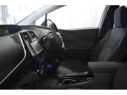 Toyota Prius A 2021 Pearl Hybrid