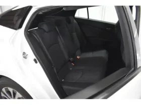 Toyota Prius A 2021 Pearl Hybrid