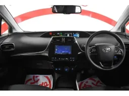 Toyota Prius A 2021 Pearl Hybrid