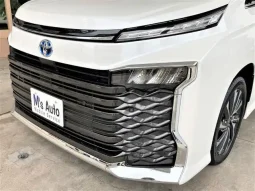 Toyota Voxy 2023 S-Z Hybrid White