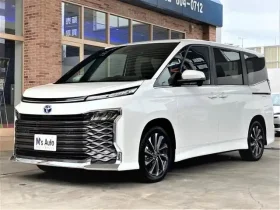 Toyota Voxy 2023 S-Z Hybrid White