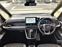 Toyota Voxy 2024 S-Z Hybrid White