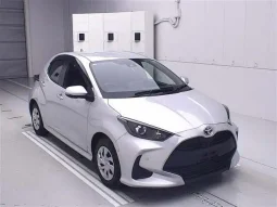 Toyota Yaris 2021 Hybrid Z Silver