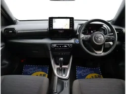 Toyota Yaris 2020 z package Bronze color