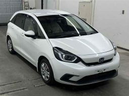 Honda Fit 2020 E:HEV Home Pearl White