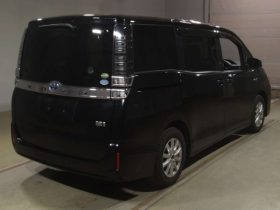Toyota Voxy 2020 Hybrid V Black