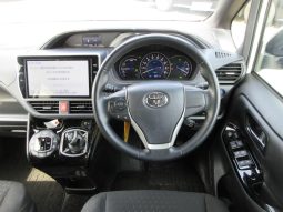 Toyota Voxy 2020 Hybrid V Black