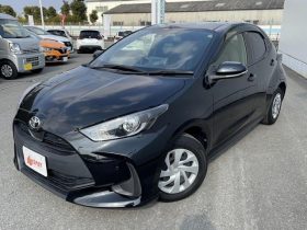 Toyota Yaris 2021 Hybrid X Black