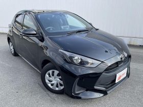 Toyota Yaris 2021 Hybrid X Black